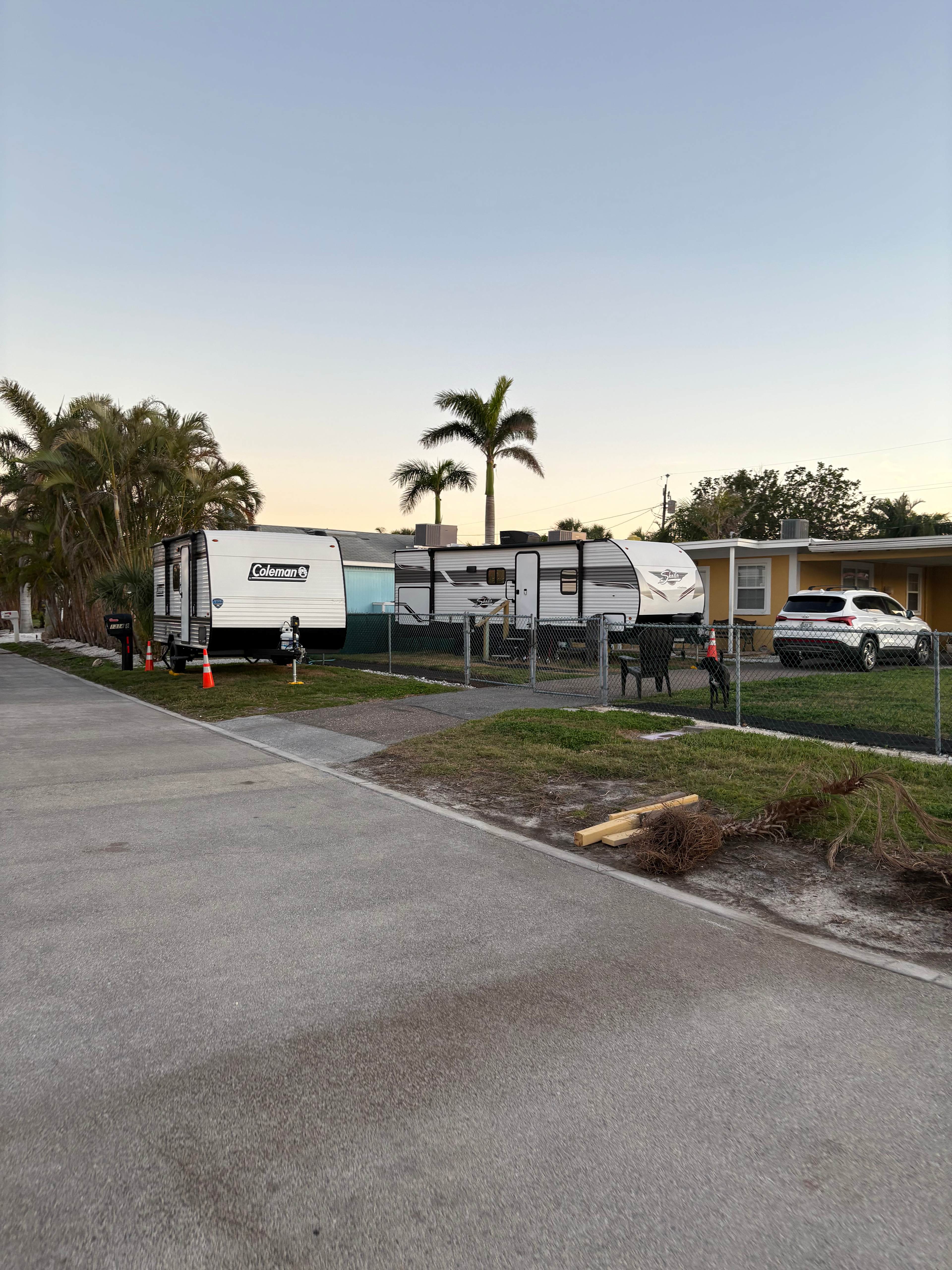 Mad Beach Rv Or Trailer Spot