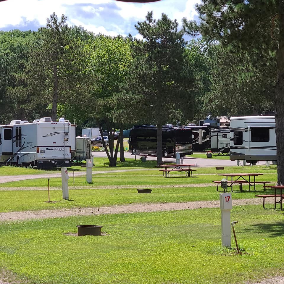 Country Roads Motorhome & RV Park