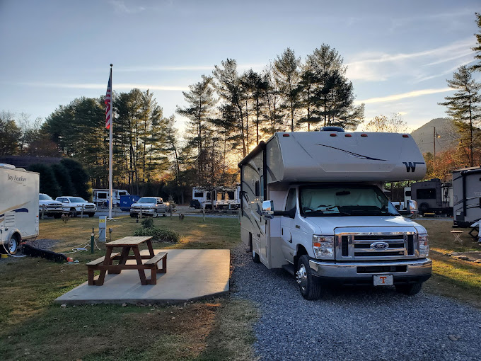 Creekwood Farm RV Park