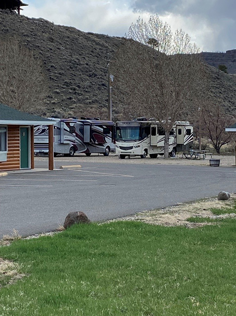 Green Creek Inn & RV Park