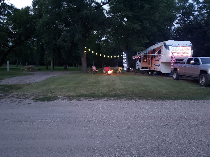 Riverside Campground - Walhalla, ND