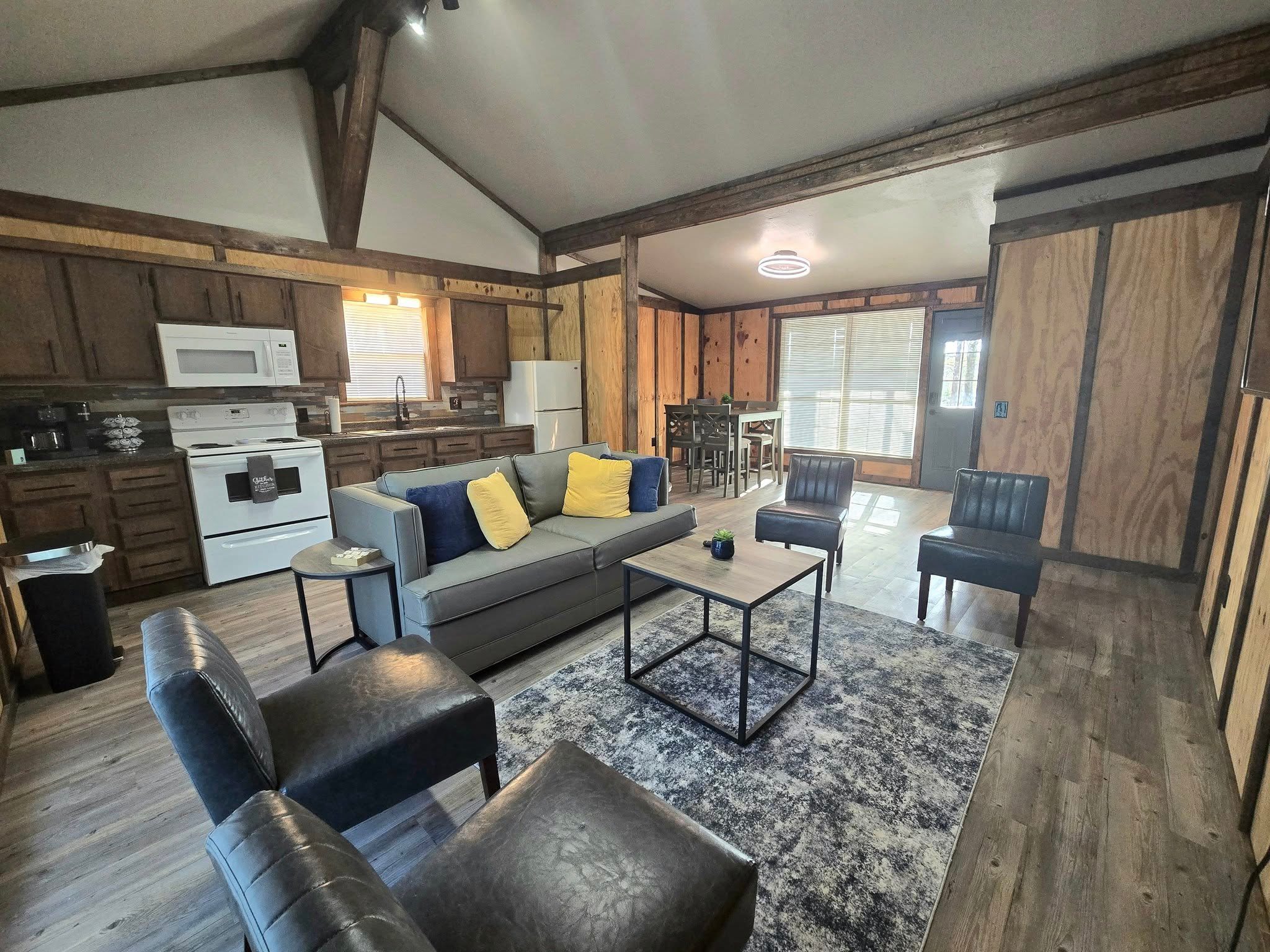Hook Cabins on Lake Fork