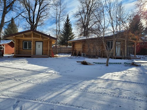 Foothills Motel and Campground