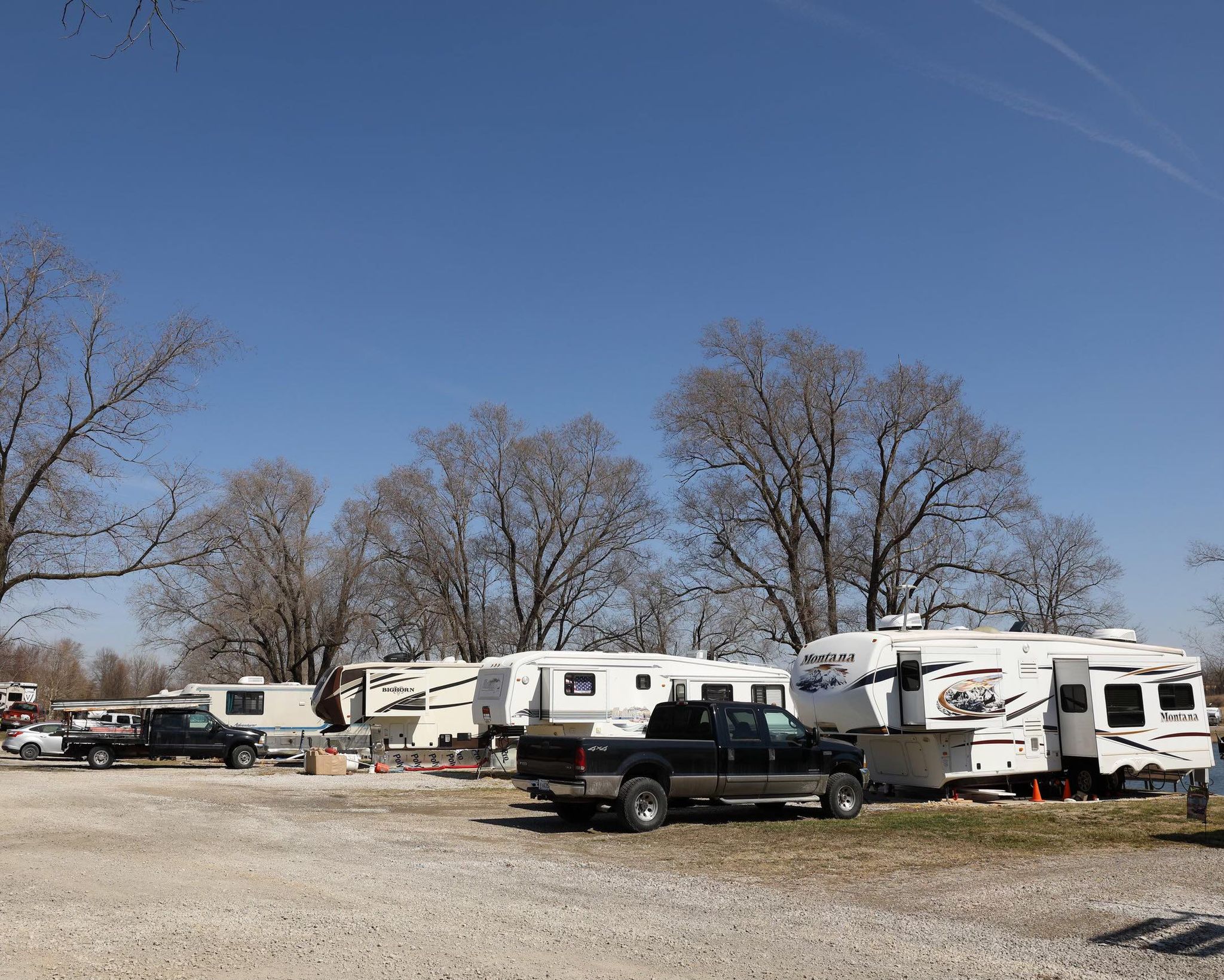 Suncatcher Lake RV Park