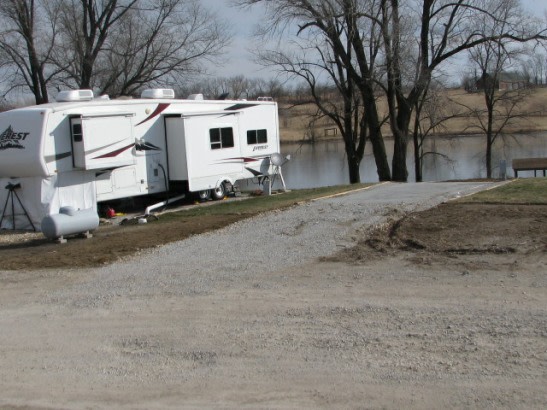 Suncatcher Lake RV Park
