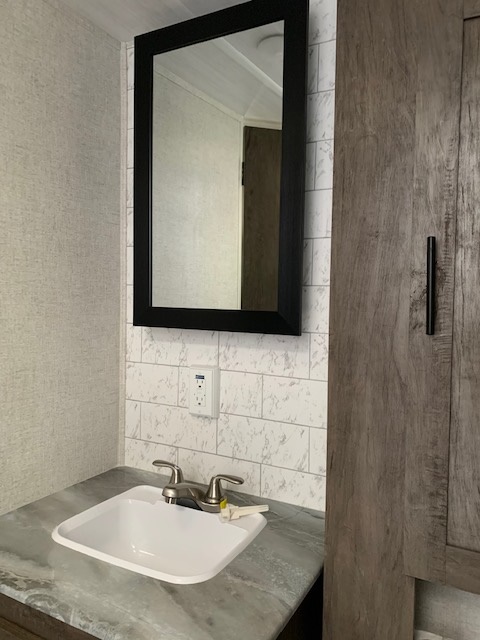 Salem Trailer (Non-Smoking)