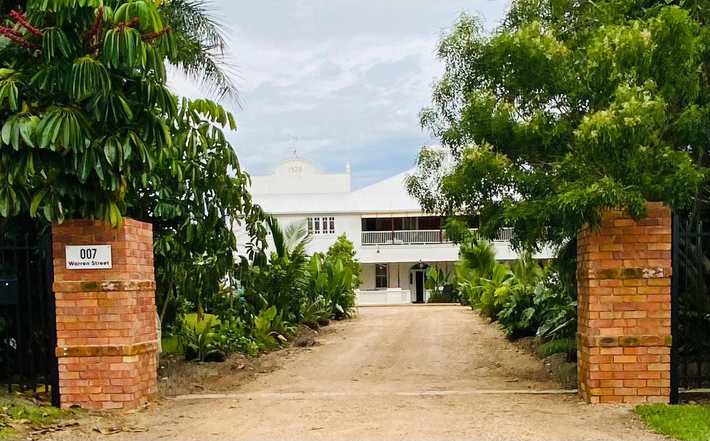 Cullen Guesthouse & and Rest Stop