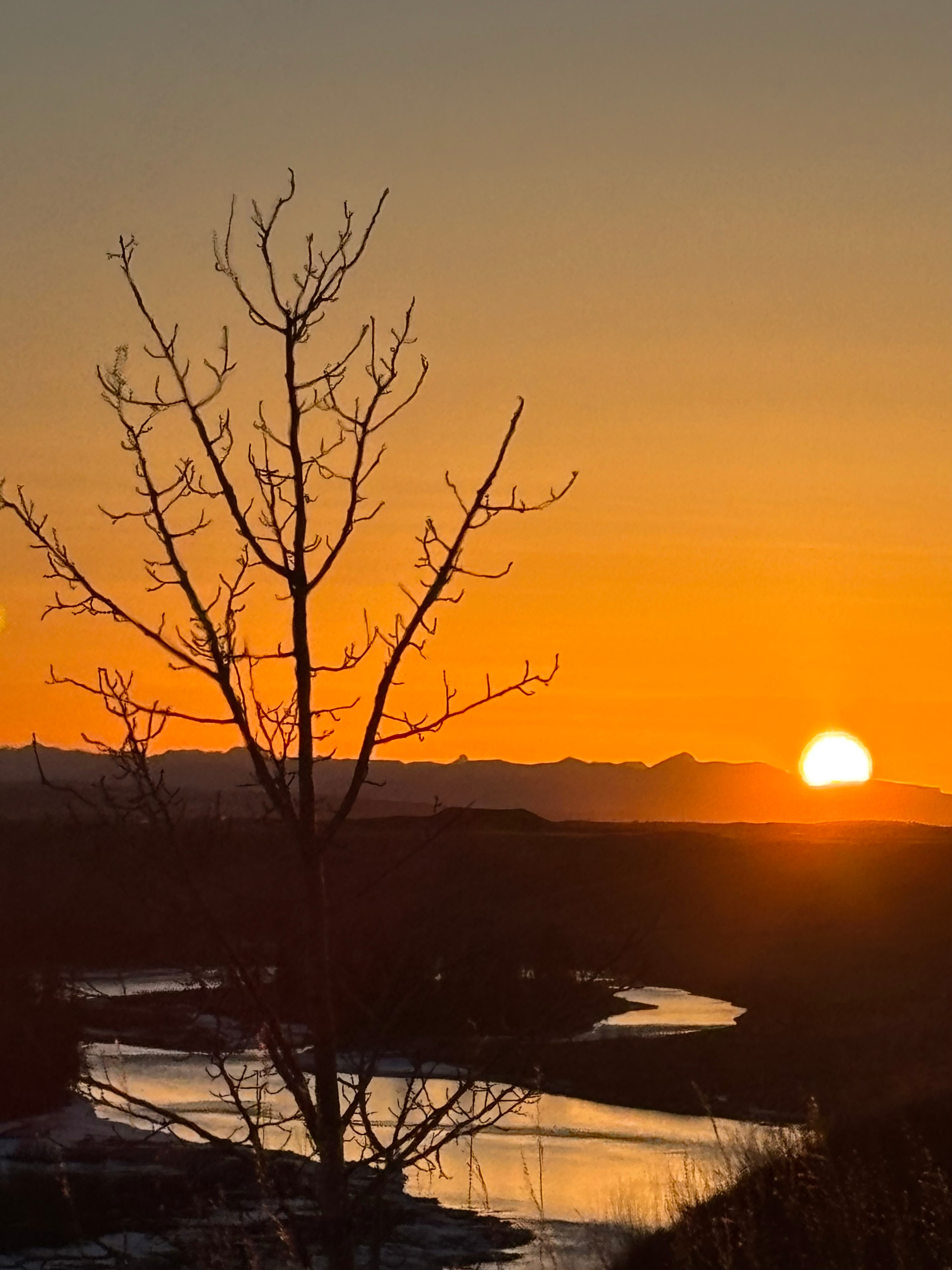 Secluded Cliffside Paradise