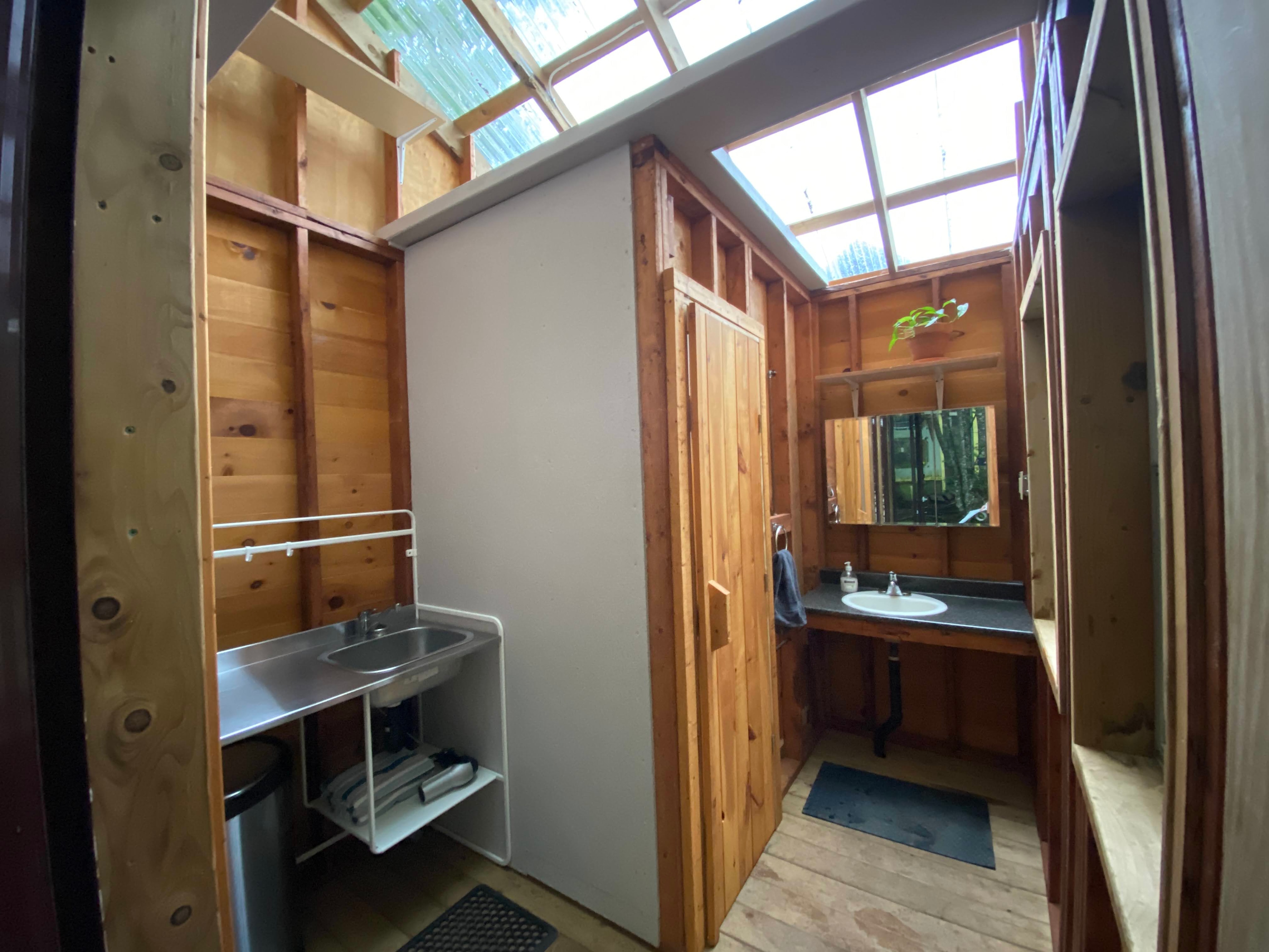 Cabot Cottage and Seaside Cabins