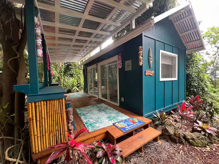 Cozy jungle 2-Bedroom Cabin