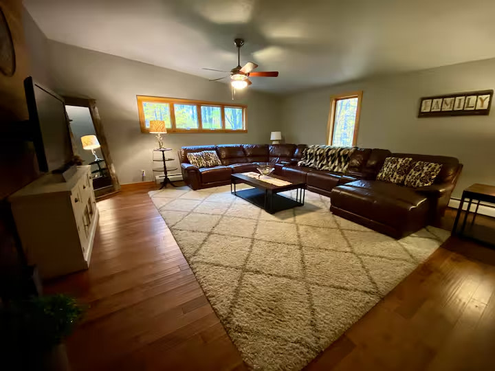 Rustic U.P. Retreat in Marquette