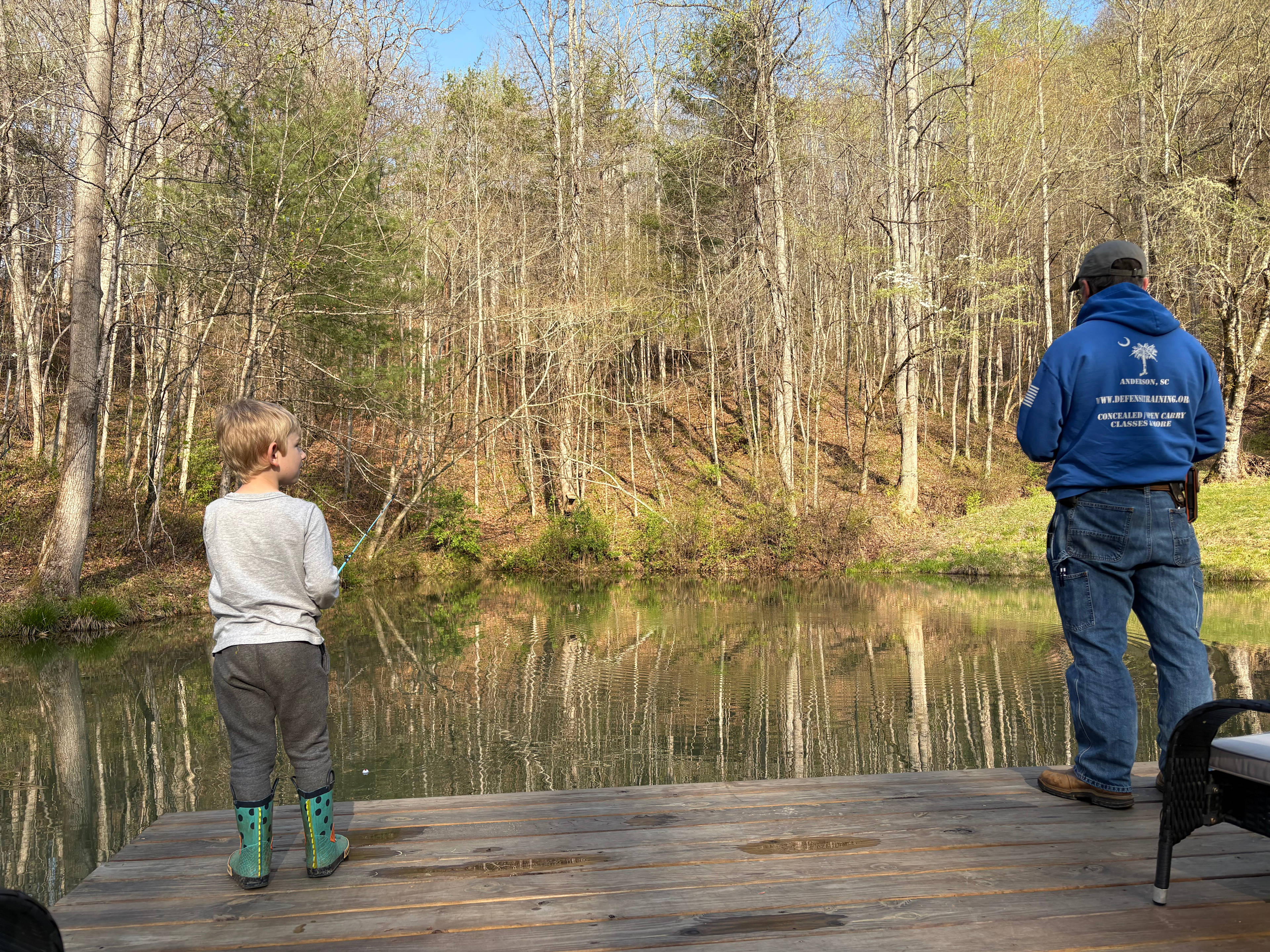 RV w hookups 35 acres hike & fish