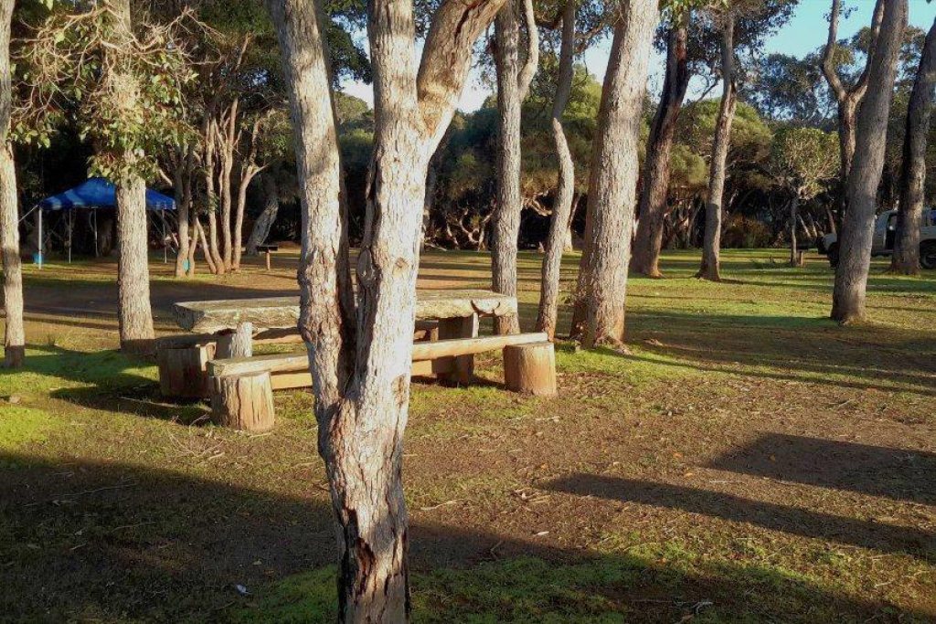 Molloy Holiday Park - Nature Awaits