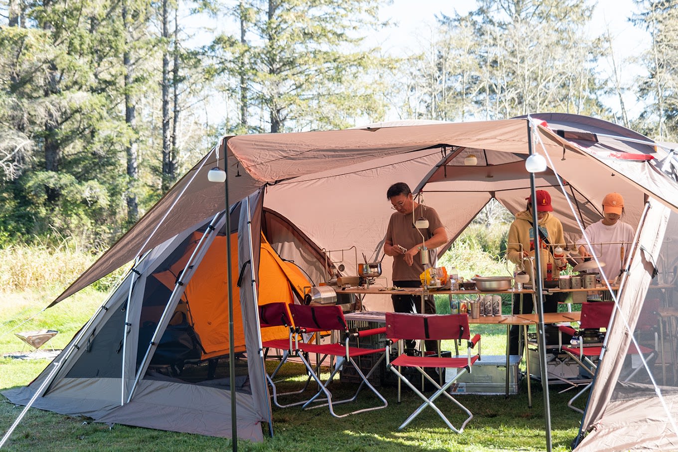 Snow Peak Campfield: Long Beach