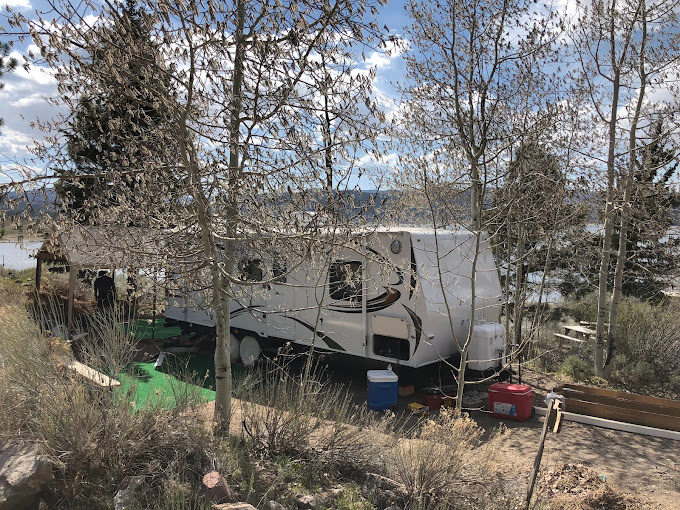 Bear Paw Fishing Resort and RV Park