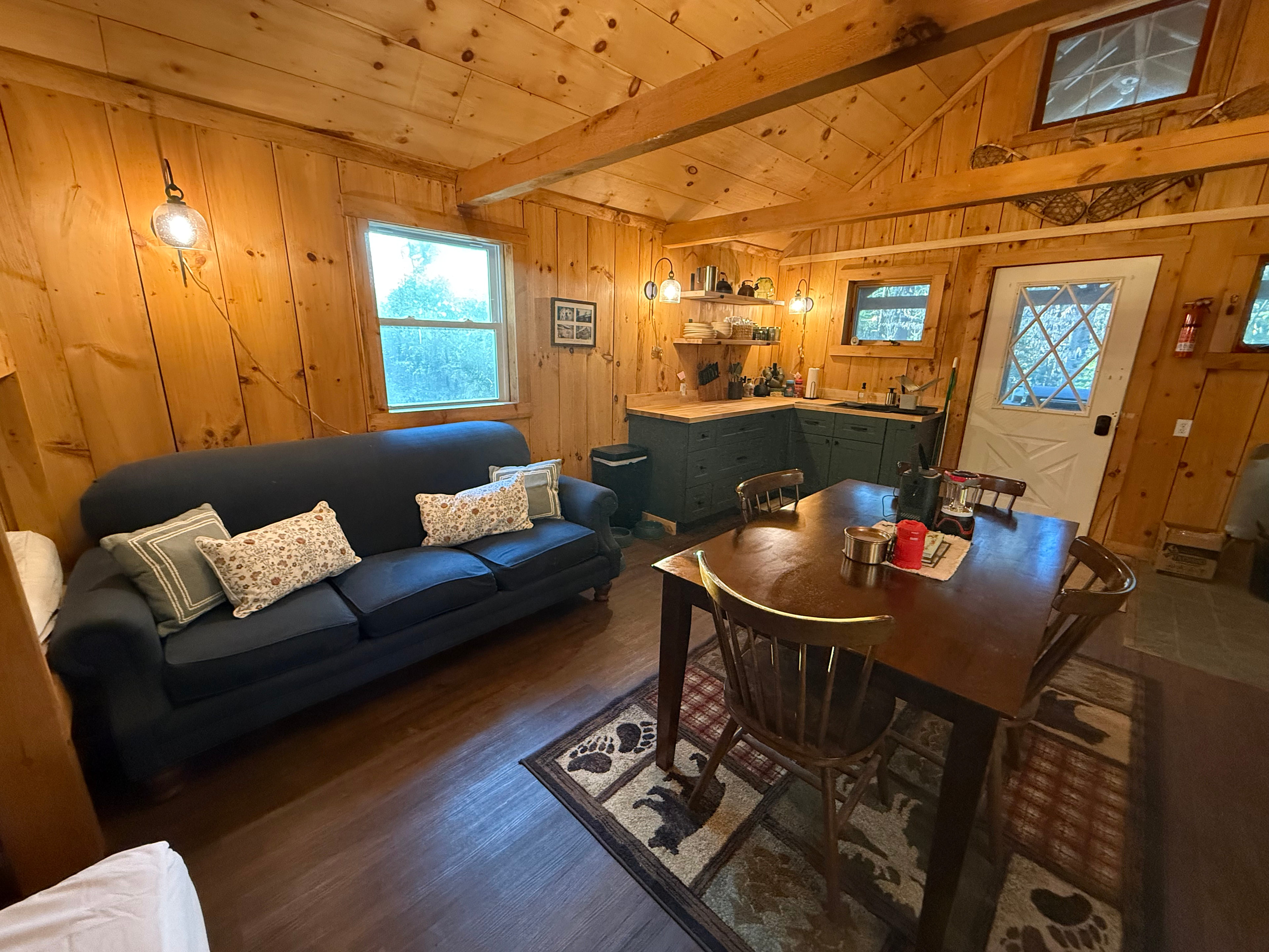 Cozy Mountain Cabin