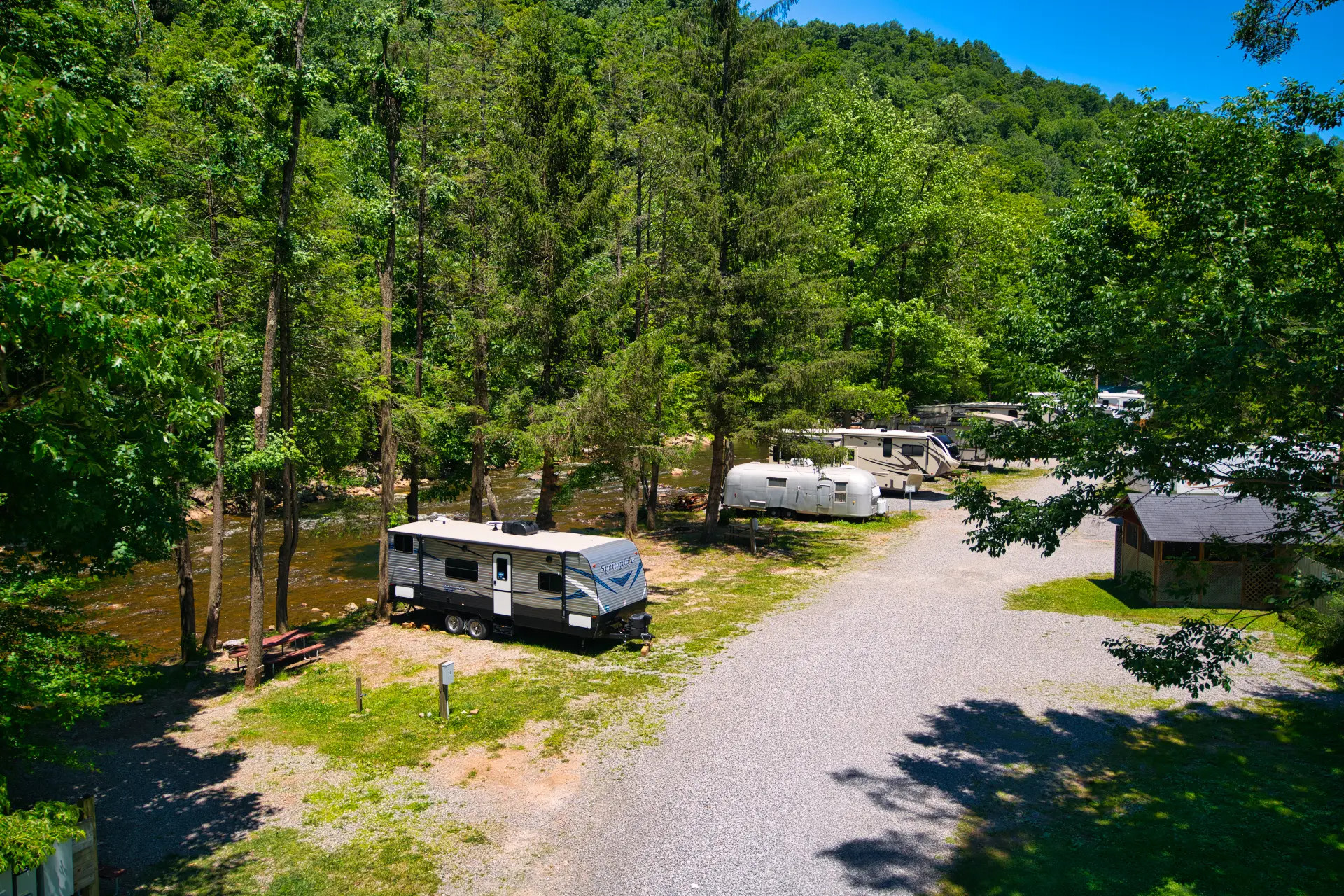 Revelle's River Resort