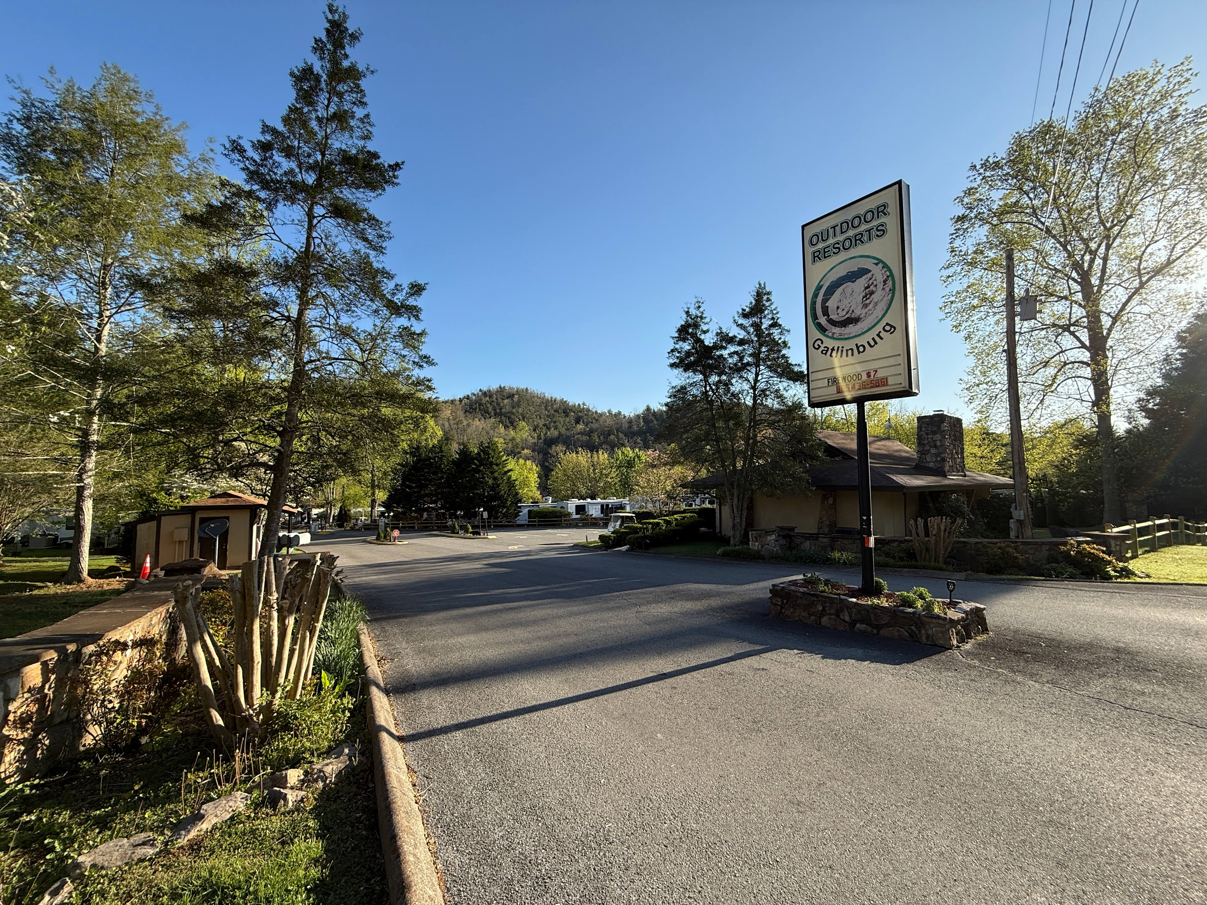 Gatlinburg Vibes RV Camping