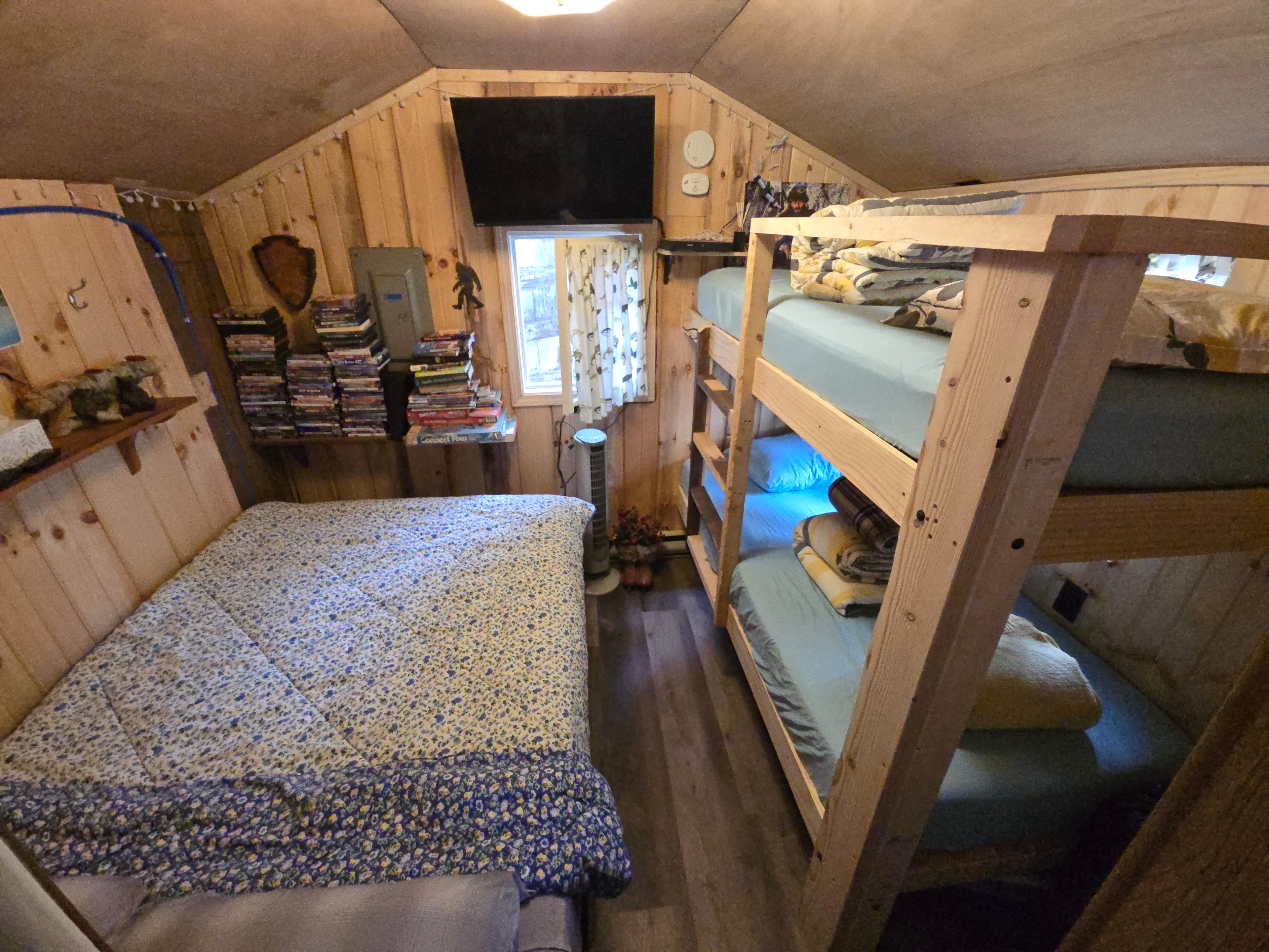 The Nest - Creekfront Cabin In ANF