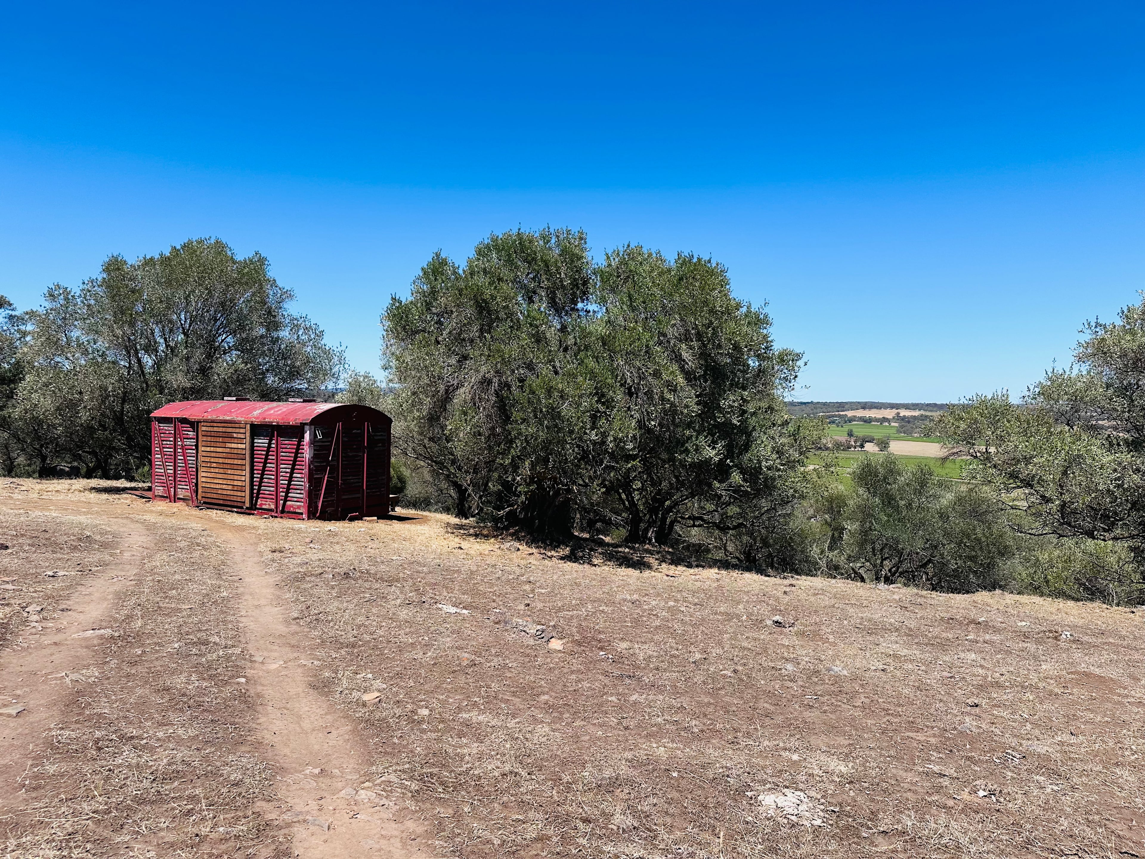 Goose's Pond & Norm's Farm B & B