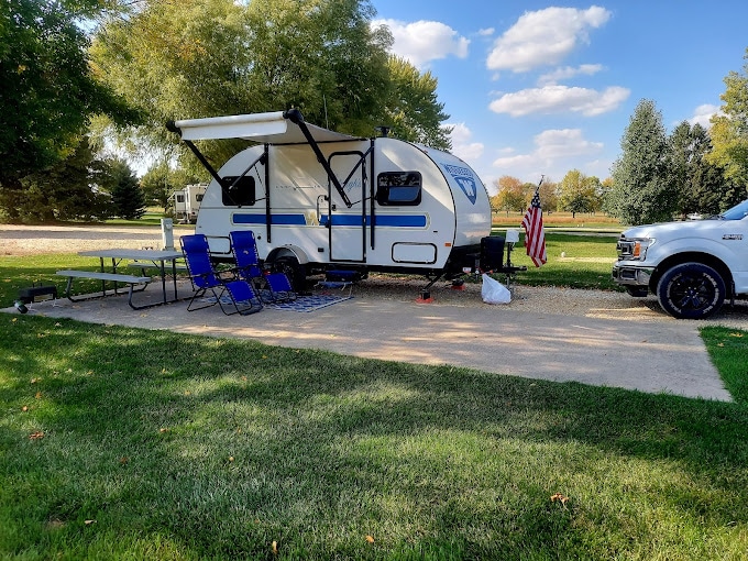 Lakeshore RV Resort & Campground