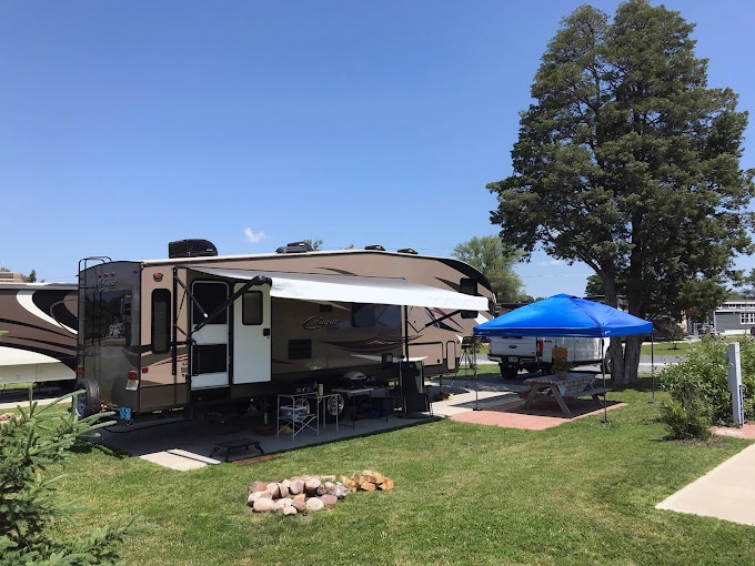 Swan Bay Resort & Marina