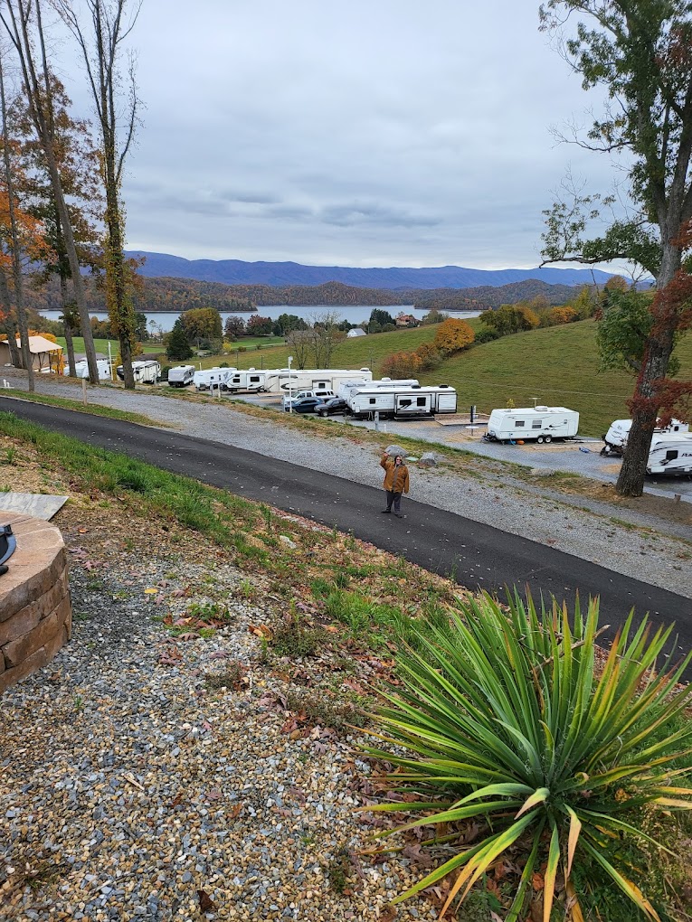 Wolf Lair Campground