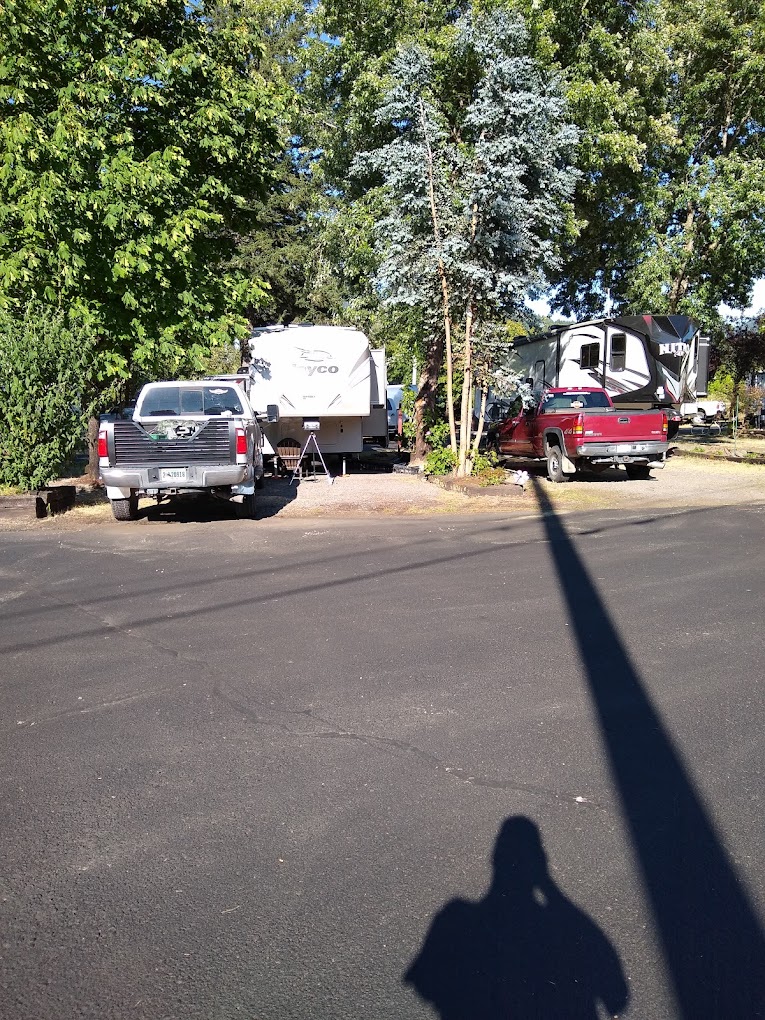 Arbor Inn Motel & Oakridge RV Park