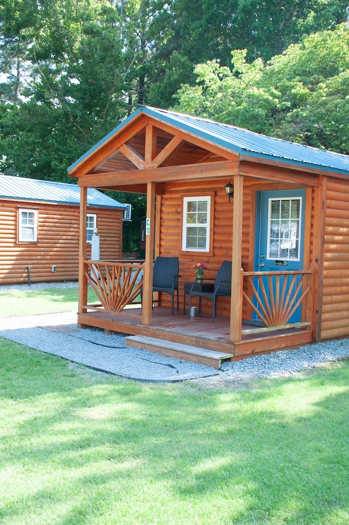 Fayetteville RV Resort & Cottages