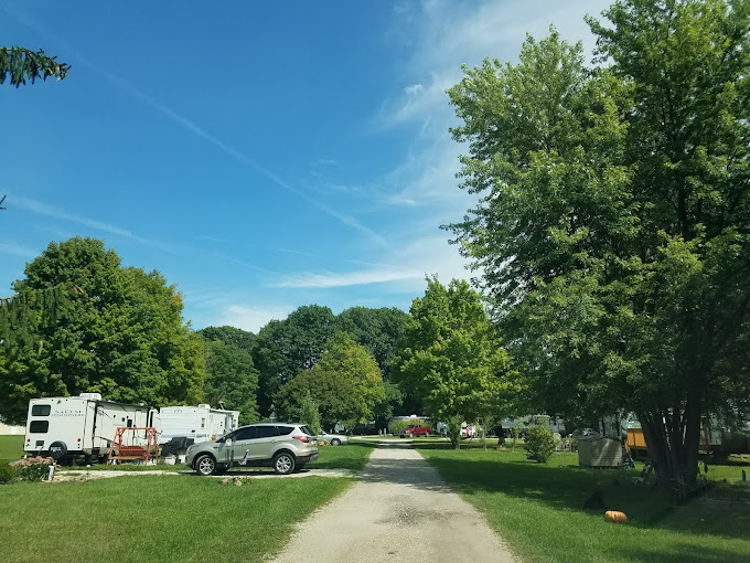 Maple Lakes Campgrounds