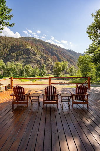 Rivers Fork Lodge and RV Park