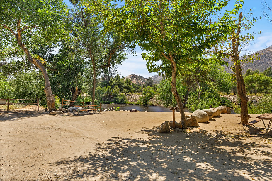 Kern River Sequioa RV Resort
