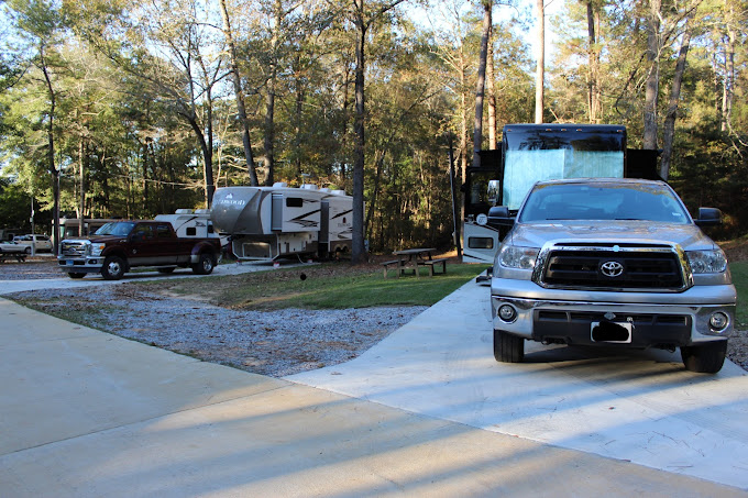 Sleepy Hollow RV Park