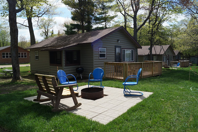 Camp Holiday Resort & Campground