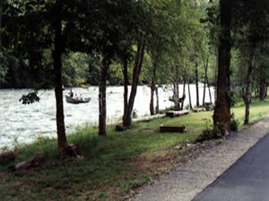 Casey's Riverside RV Park
