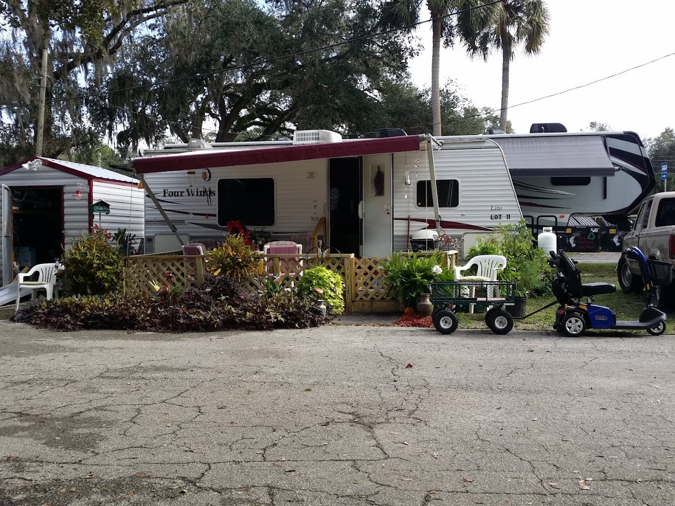 Big Oaks River Resort