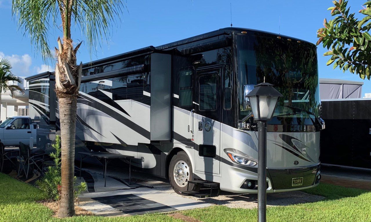 Del-Raton RV Park and Trailer Sales