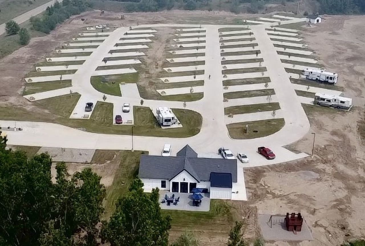 Hidden Lakes RV Resort