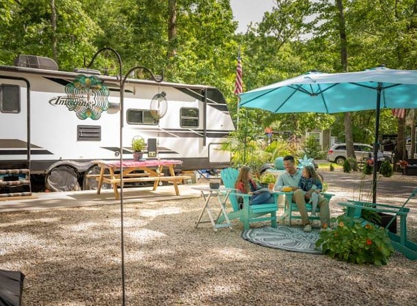 Sun Retreats Seashore