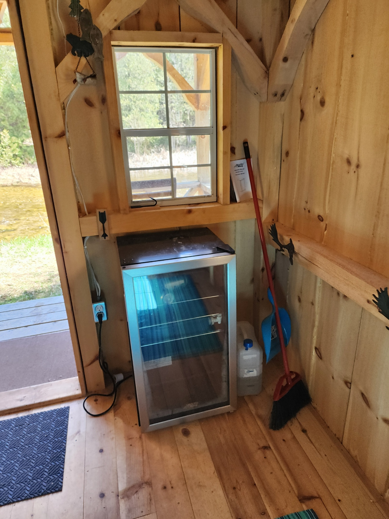 White Pines Cabin Retreat