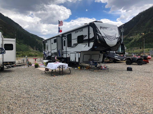 Red Mountain Motel and RV Park