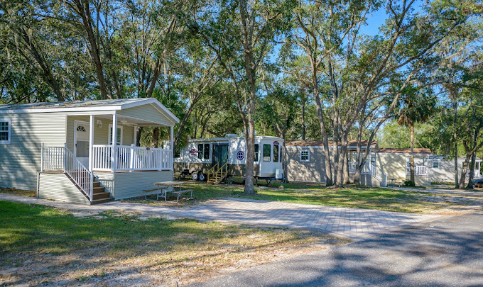 Sun Retreats Crystal River