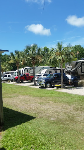 Piddler's Pointe RV Resort And Campground