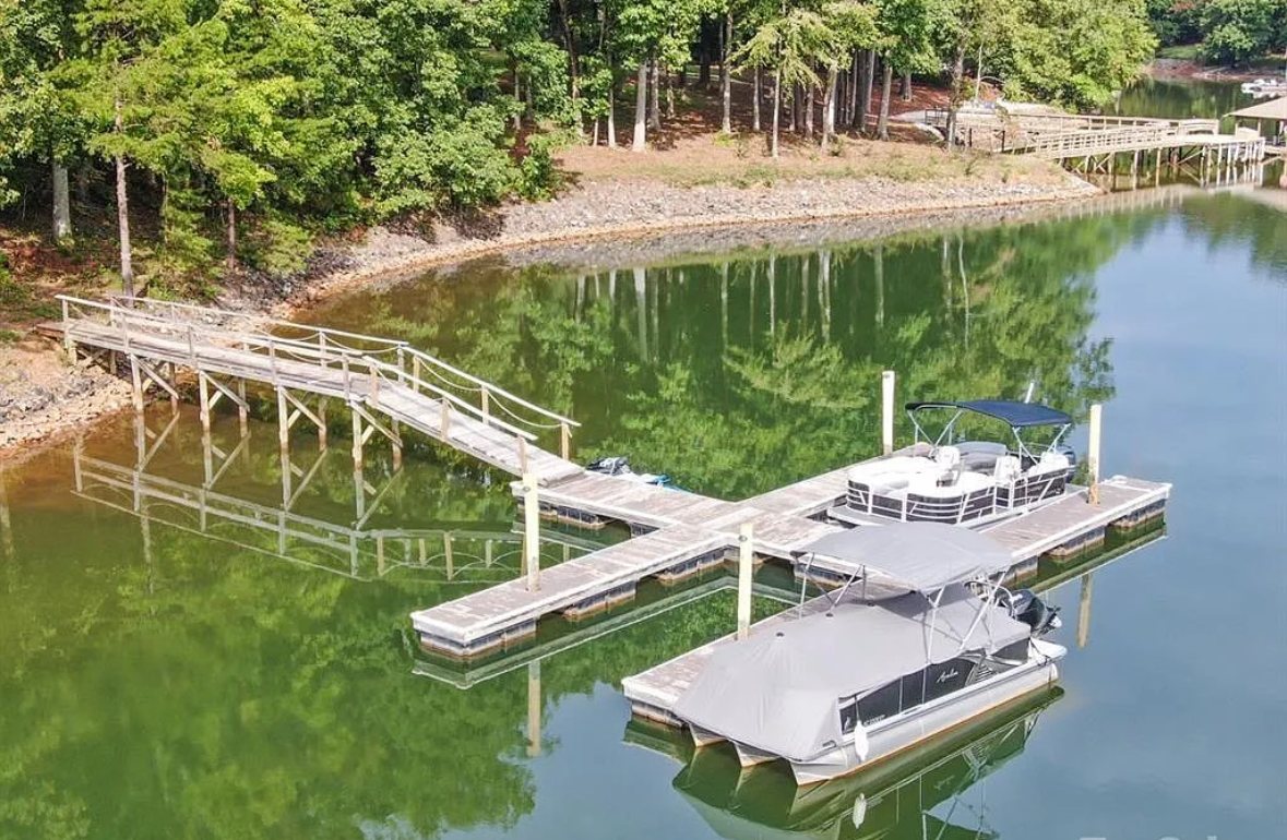 Race City Lakeshore Camping