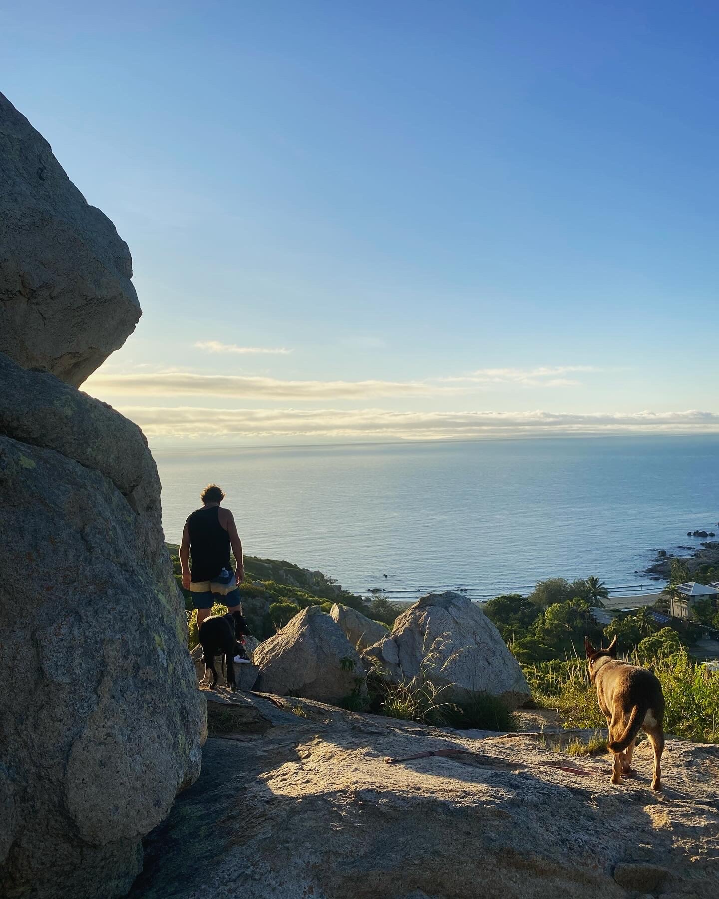 Rose Bay Beach Caravan Bowen