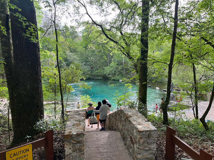 Ichetucknee Family Canoe and Cabins