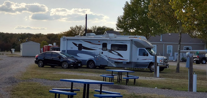 BlueBird RV Park and Campground