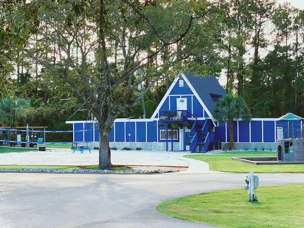 Unhitched Garcon Point