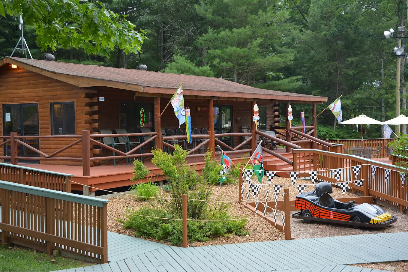 Hill and Hollow Campground