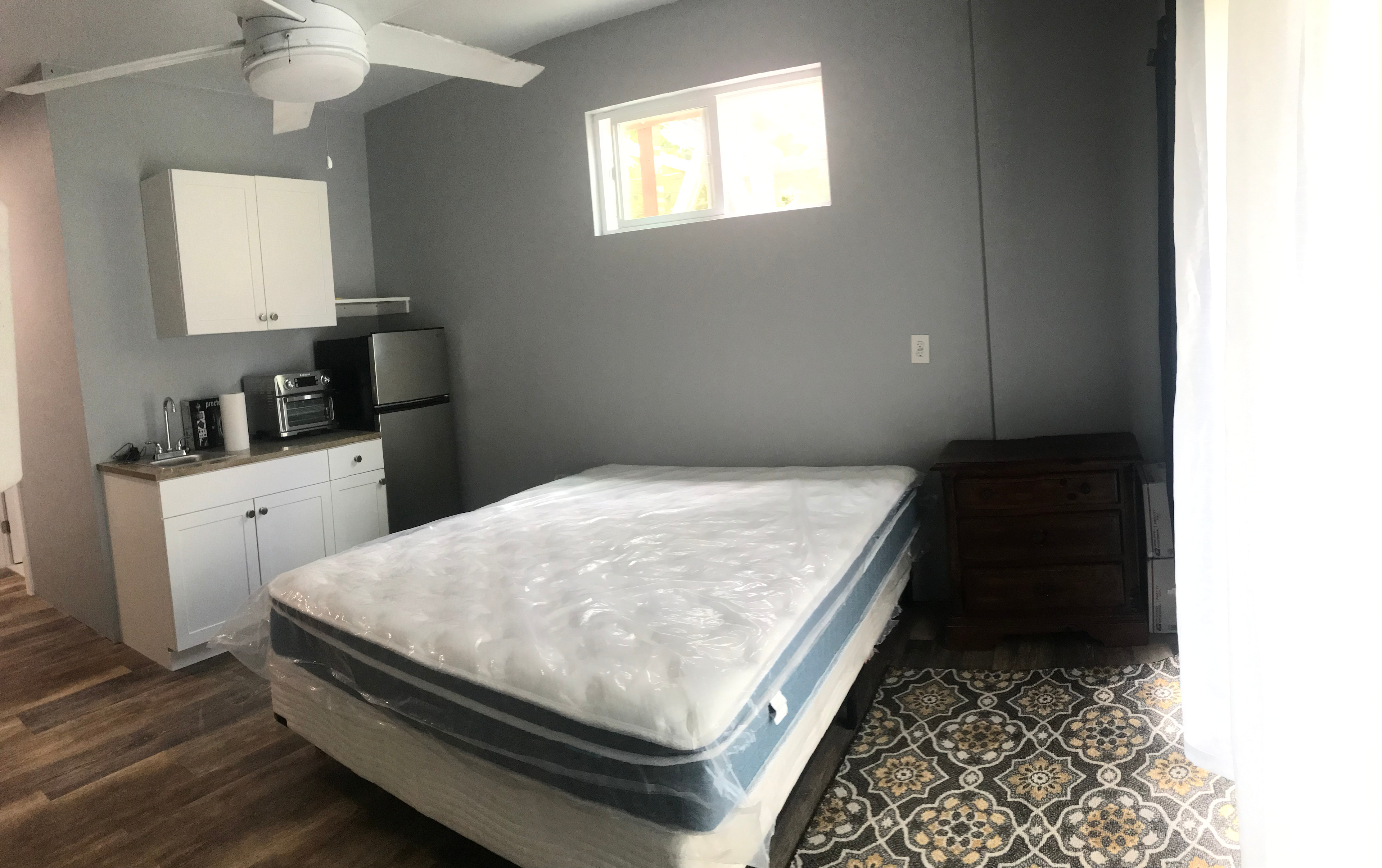 Private Studio - Oceanview Property